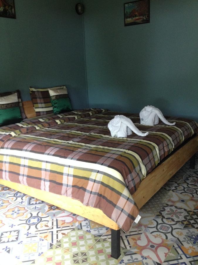 Milin Guesthouse Чианг Рай Екстериор снимка
