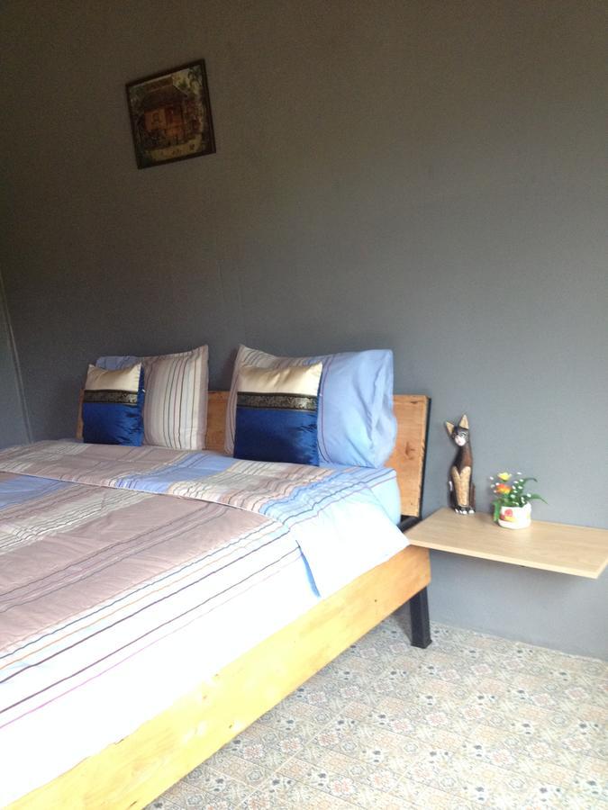 Milin Guesthouse Чианг Рай Екстериор снимка