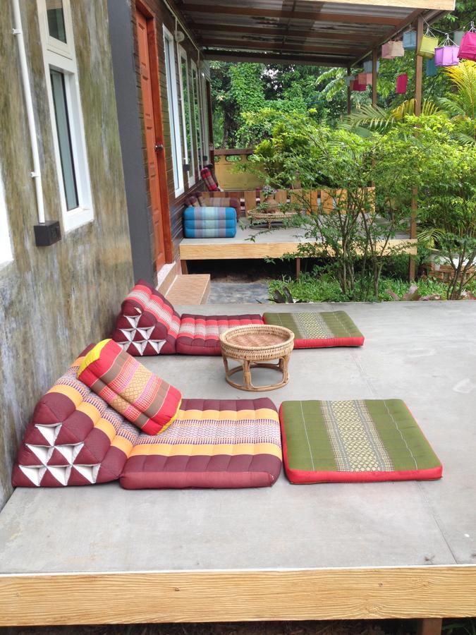 Milin Guesthouse Чианг Рай Екстериор снимка