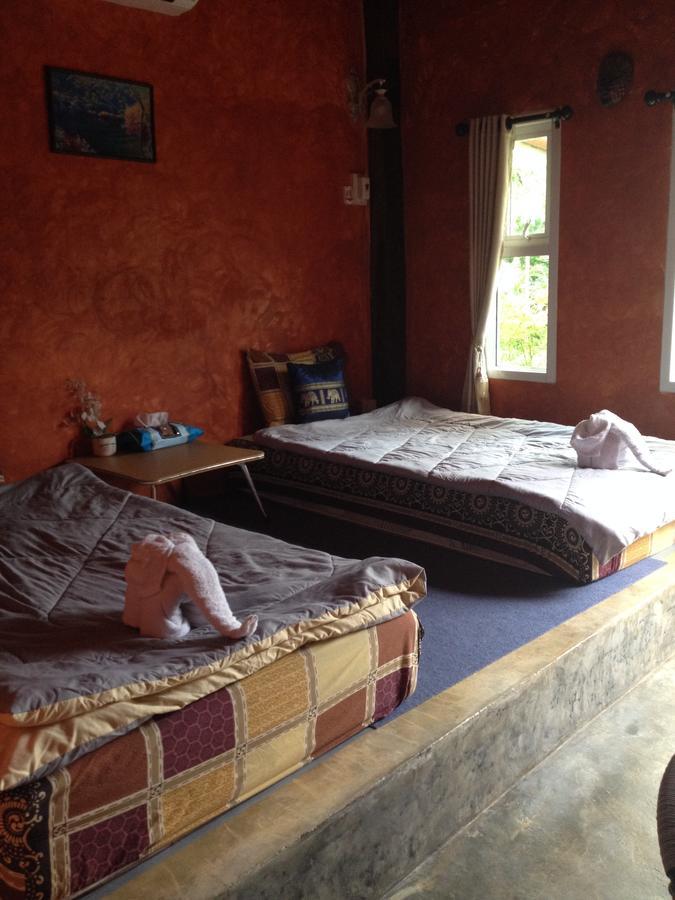 Milin Guesthouse Чианг Рай Екстериор снимка