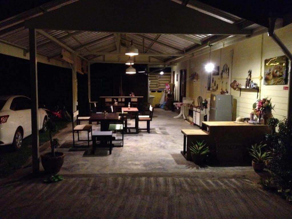 Milin Guesthouse Чианг Рай Екстериор снимка