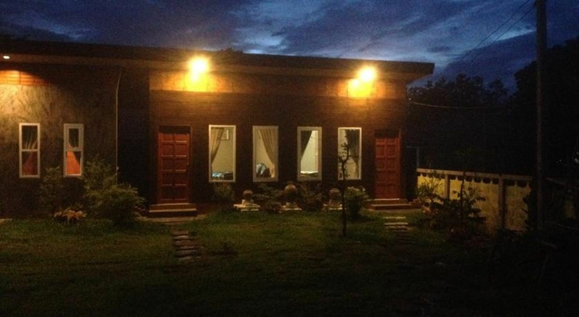 Milin Guesthouse Чианг Рай Екстериор снимка